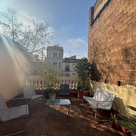 Creu Coberta Apartment