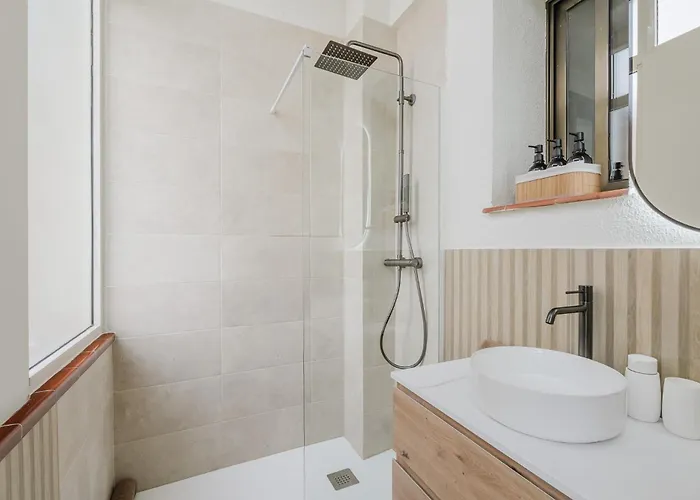Creu Coberta Apartment